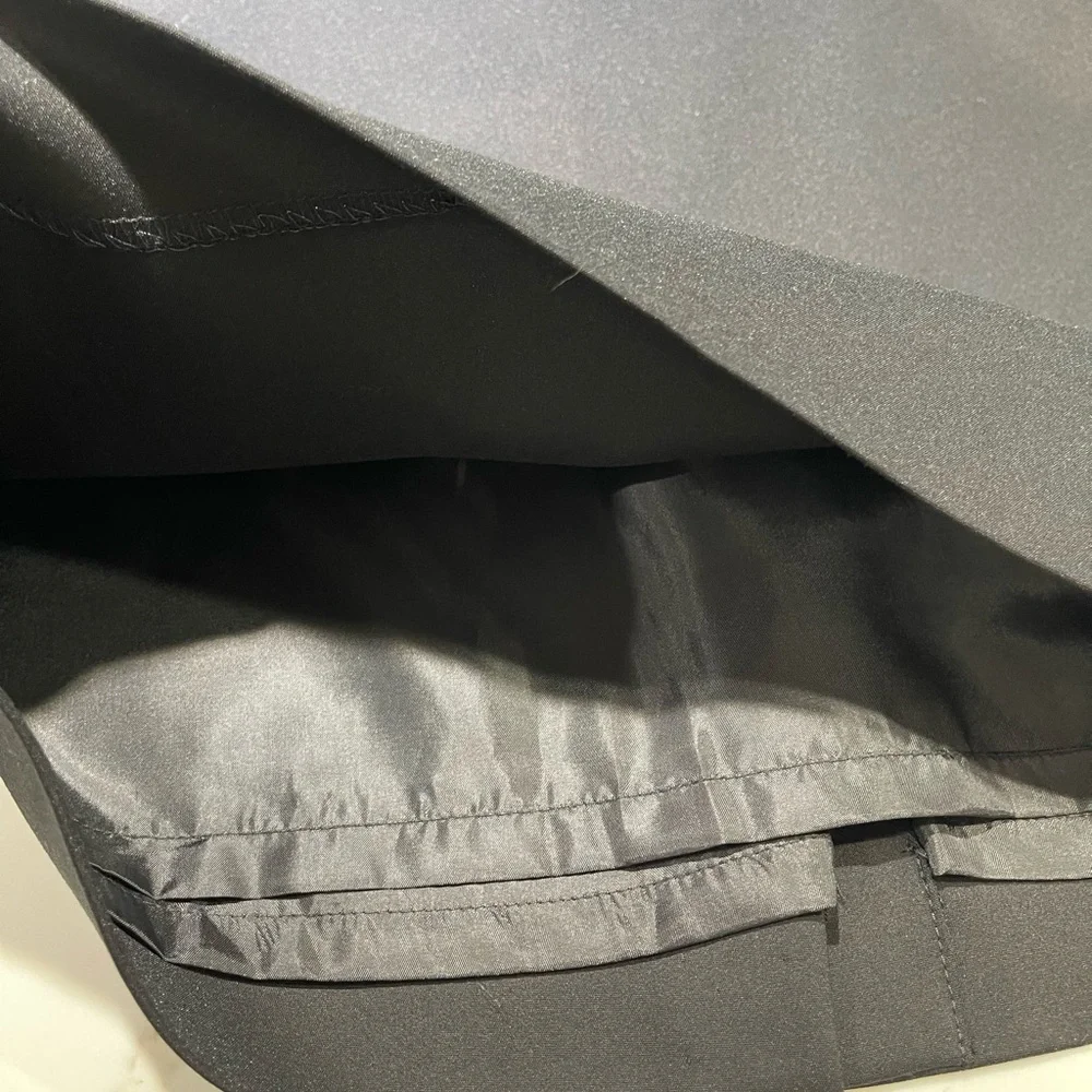 🥳💐KASPER Skirt, pencil, approx 16” waist across, solid black, Size 8 - Picture 6 of 6